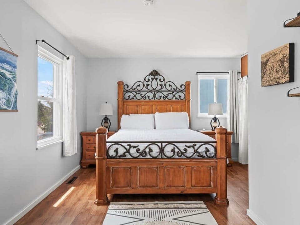 Bed, Bedroom