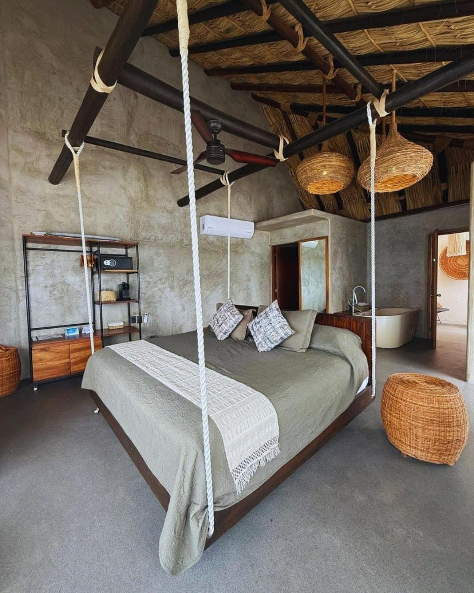 Bed, Photo of the whole room