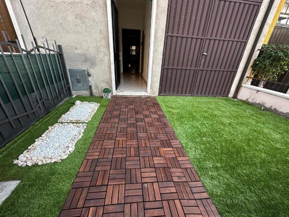 Property building, Garden, Garden view, Quiet street view
