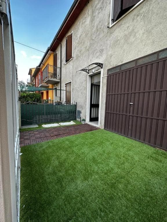 Property building, Garden, Garden view, Quiet street view