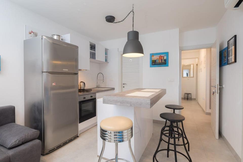 Apartment Scherbl - 1 One-Bedroom Apartment & 2 Private Rooms Near Park Marjan, Split Apartment in Split