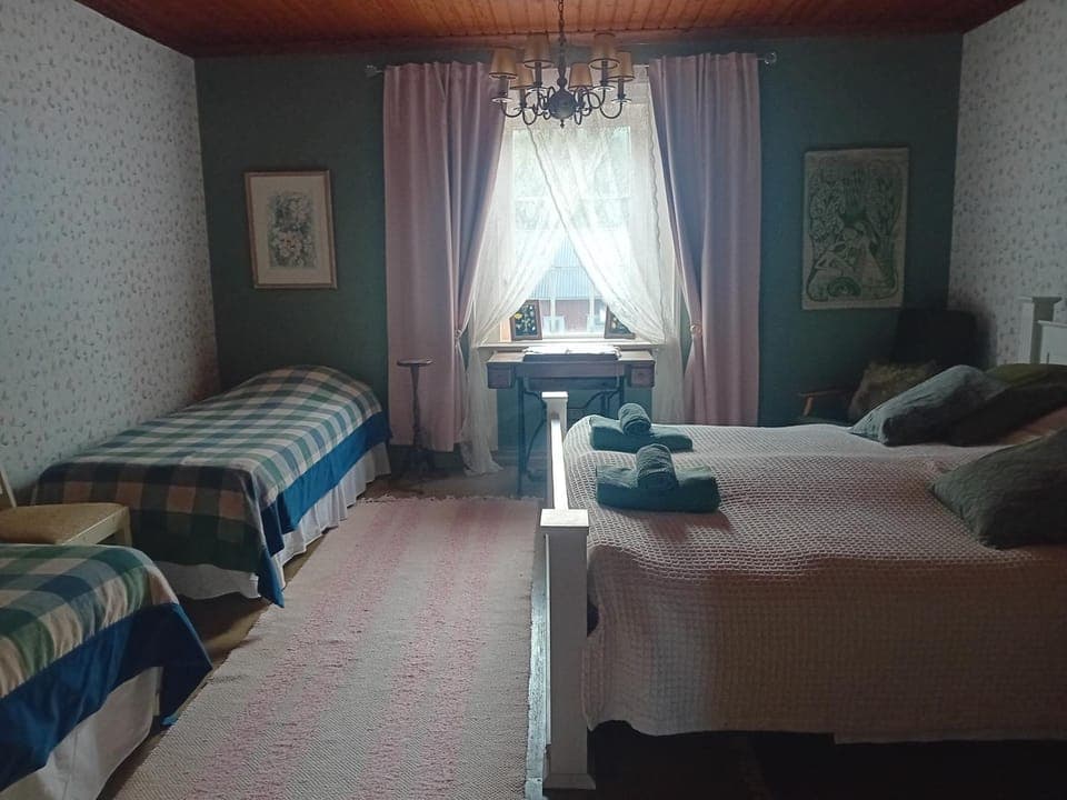 Photo of the whole room
