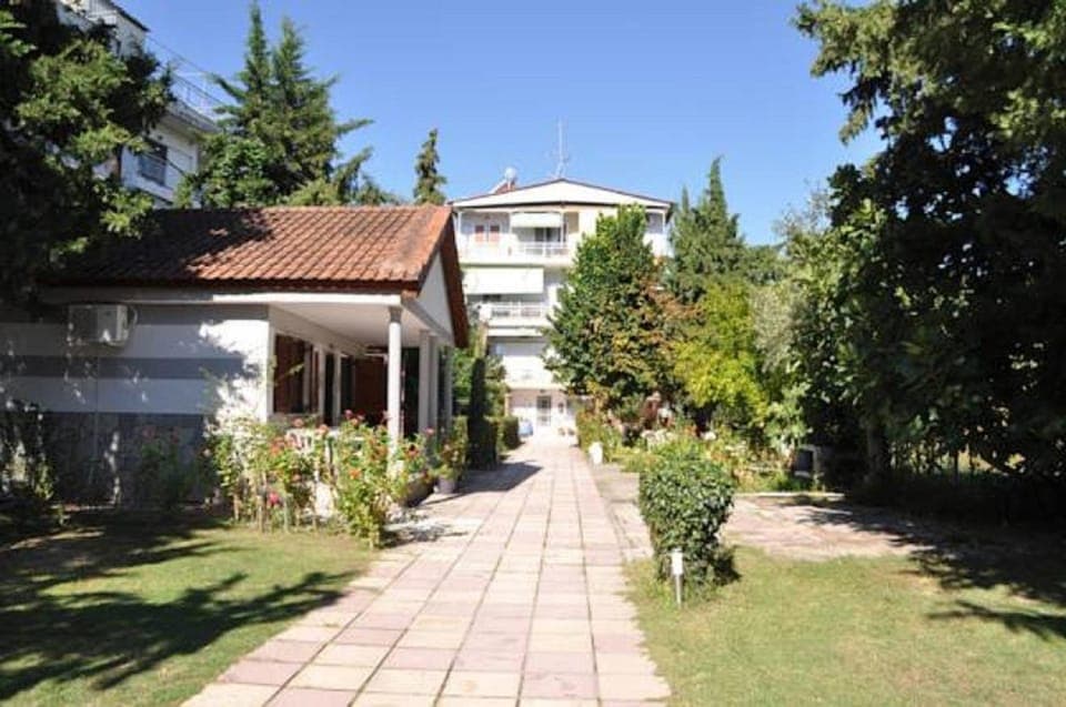 Facade/entrance, Garden