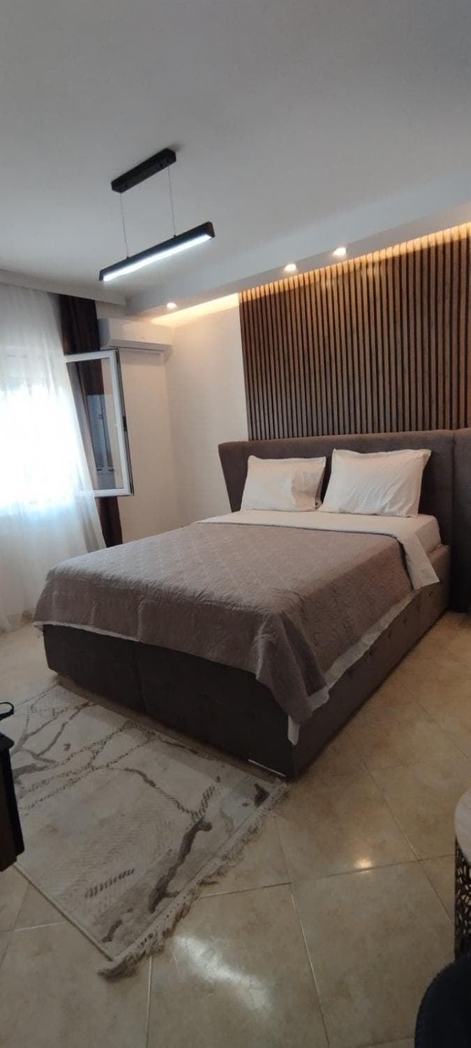 Bed, Living room, Photo of the whole room, Bedroom