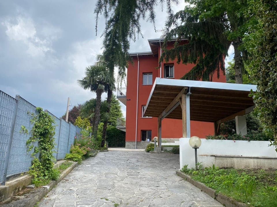 Property building, Garden, Garden view