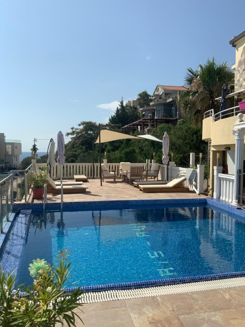 Swimming pool, Swimming pool