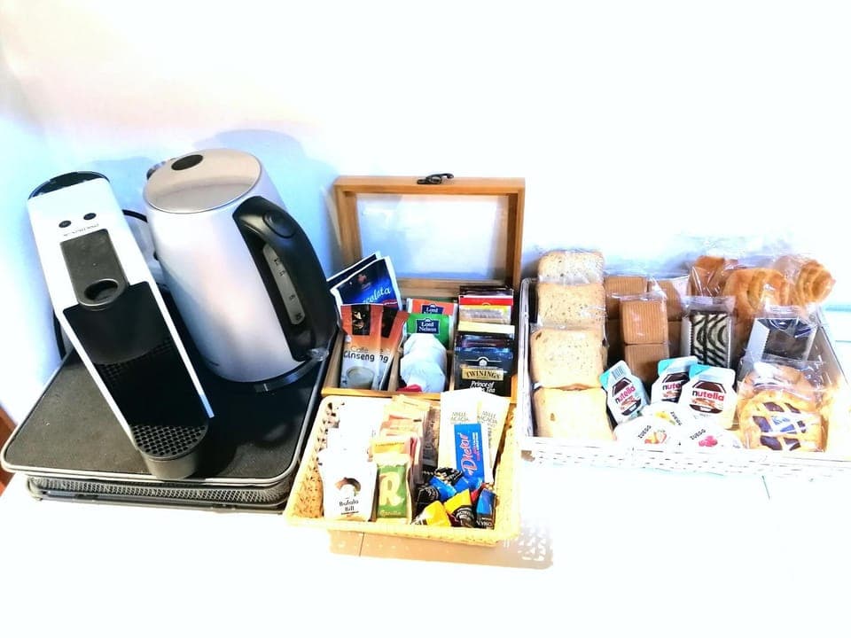 Coffee/tea facilities