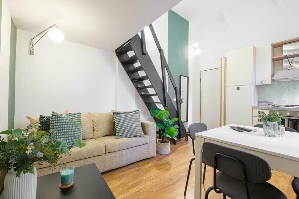 Living room, Dining area