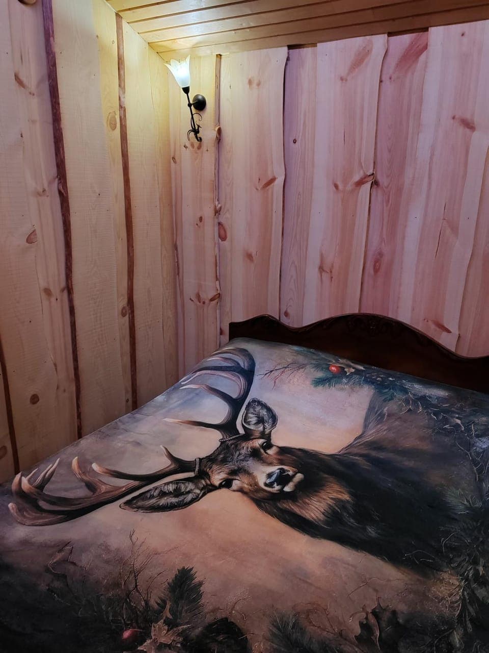 Puumajamajoitus maaseudulla Campground/ 
RV Resort in Finland