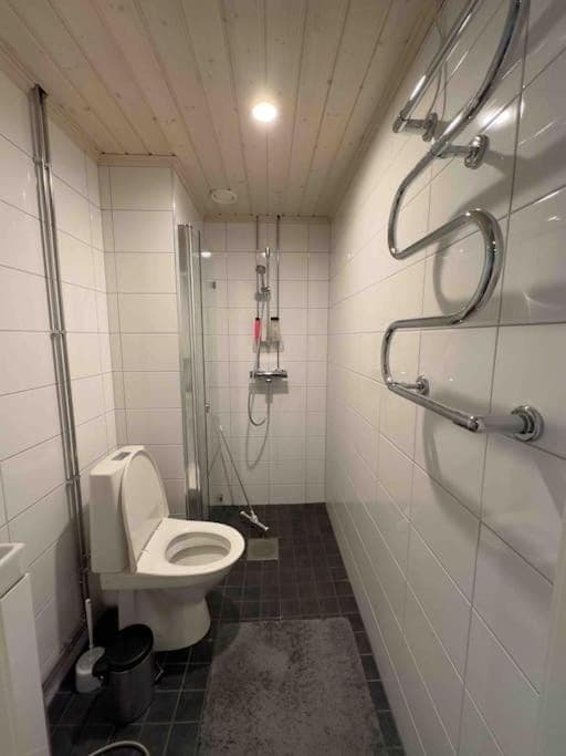 Moderni huoneisto loistavalla paikalla - 65’Smart TV, nopea netti Apartment in Finland