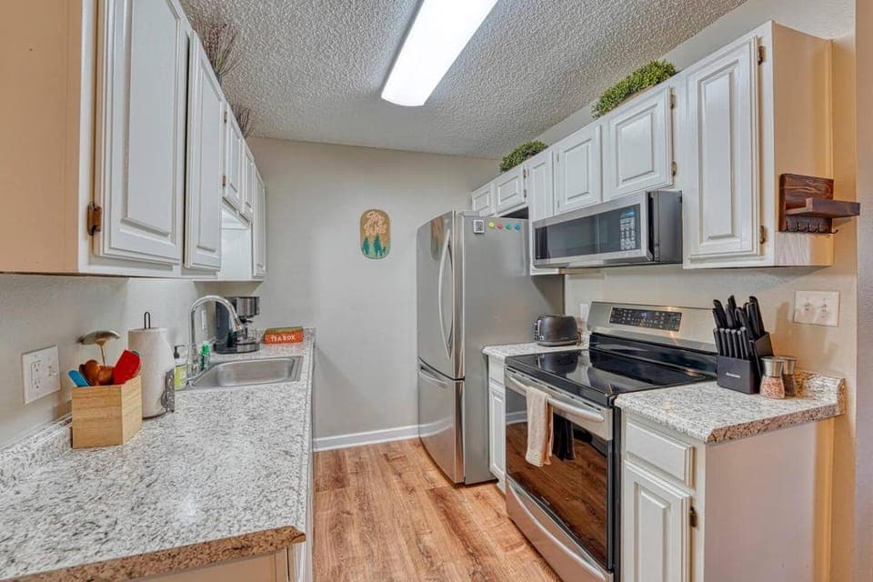Kitchen or kitchenette, dishwasher, minibar, pet friendly, stove, toaster