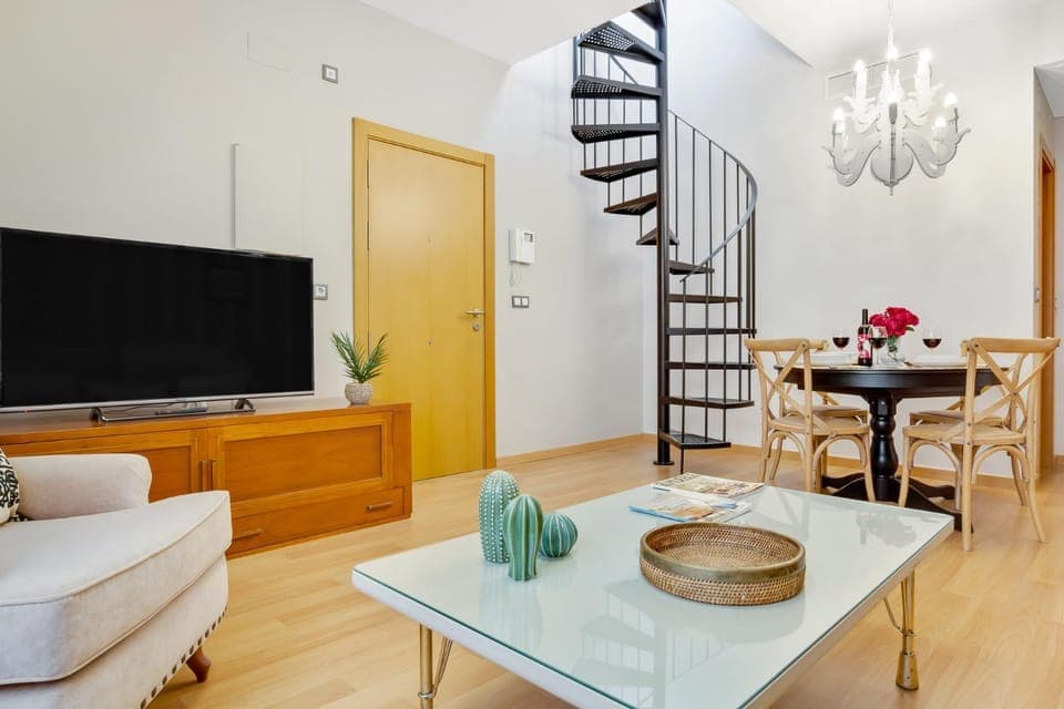 Communal lounge/ TV room, Living room