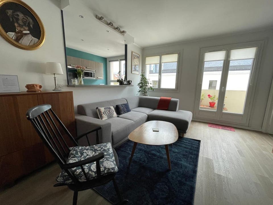 Living room, Seating area