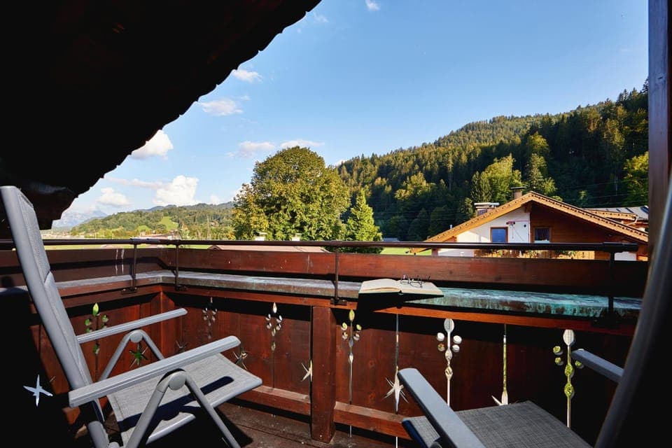 View (from property/room), Balcony/Terrace, Garden view, Mountain view