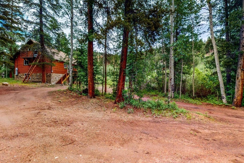 Deck & Mtn Views! Family A-Frame Cabin in Bailey Cabin in Bailey
