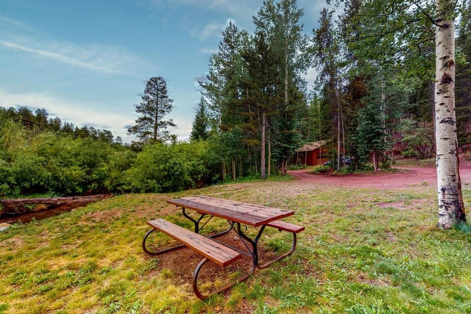 Deck & Mtn Views! Family A-Frame Cabin in Bailey Cabin in Bailey