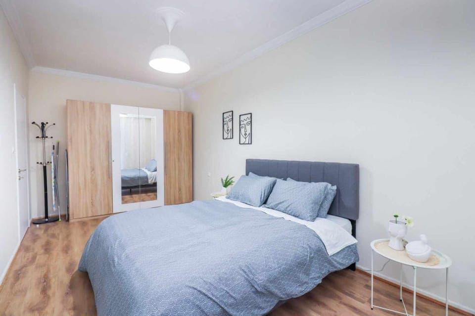 Bed, Bedroom, wardrobe