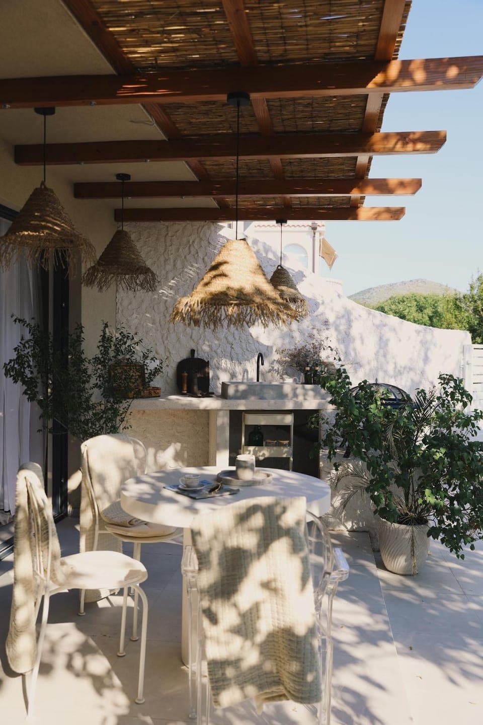 Patio, Day, Balcony/Terrace, Seating area