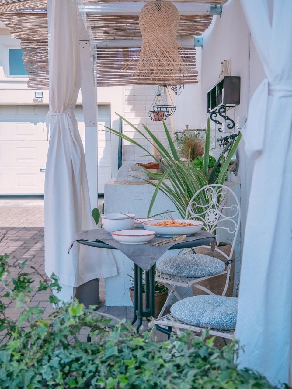 Patio, Day, Balcony/Terrace, Kitchen or kitchenette, Dining area, kitchen