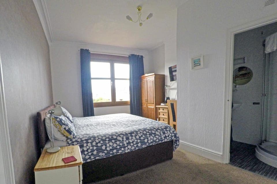 Bed, Bedroom, wardrobe