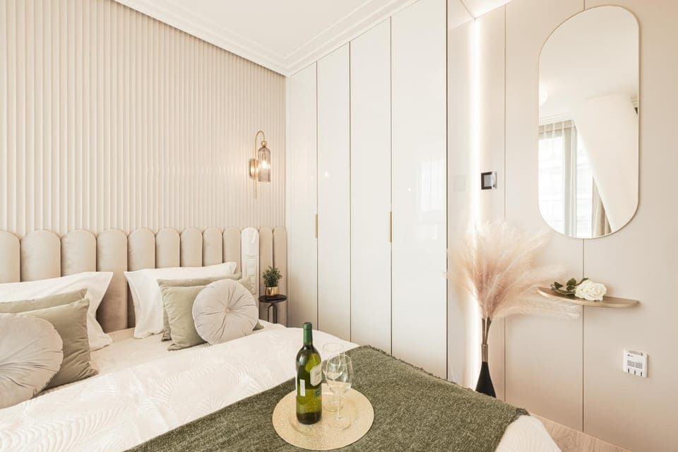 Bed, Bedroom, wardrobe