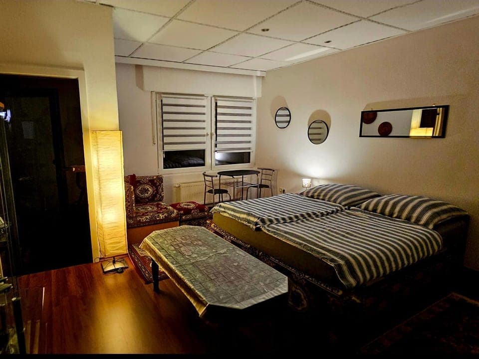 Bed, Photo of the whole room, Bedroom