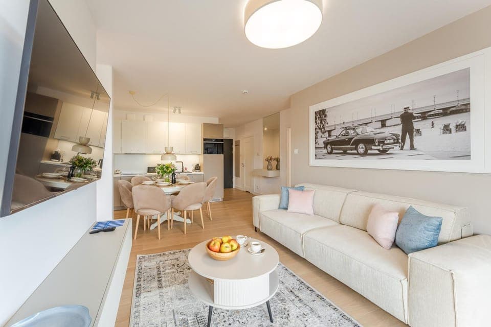 TV and multimedia, Kitchen or kitchenette, Living room, Seating area, Dining area, pet friendly, stove