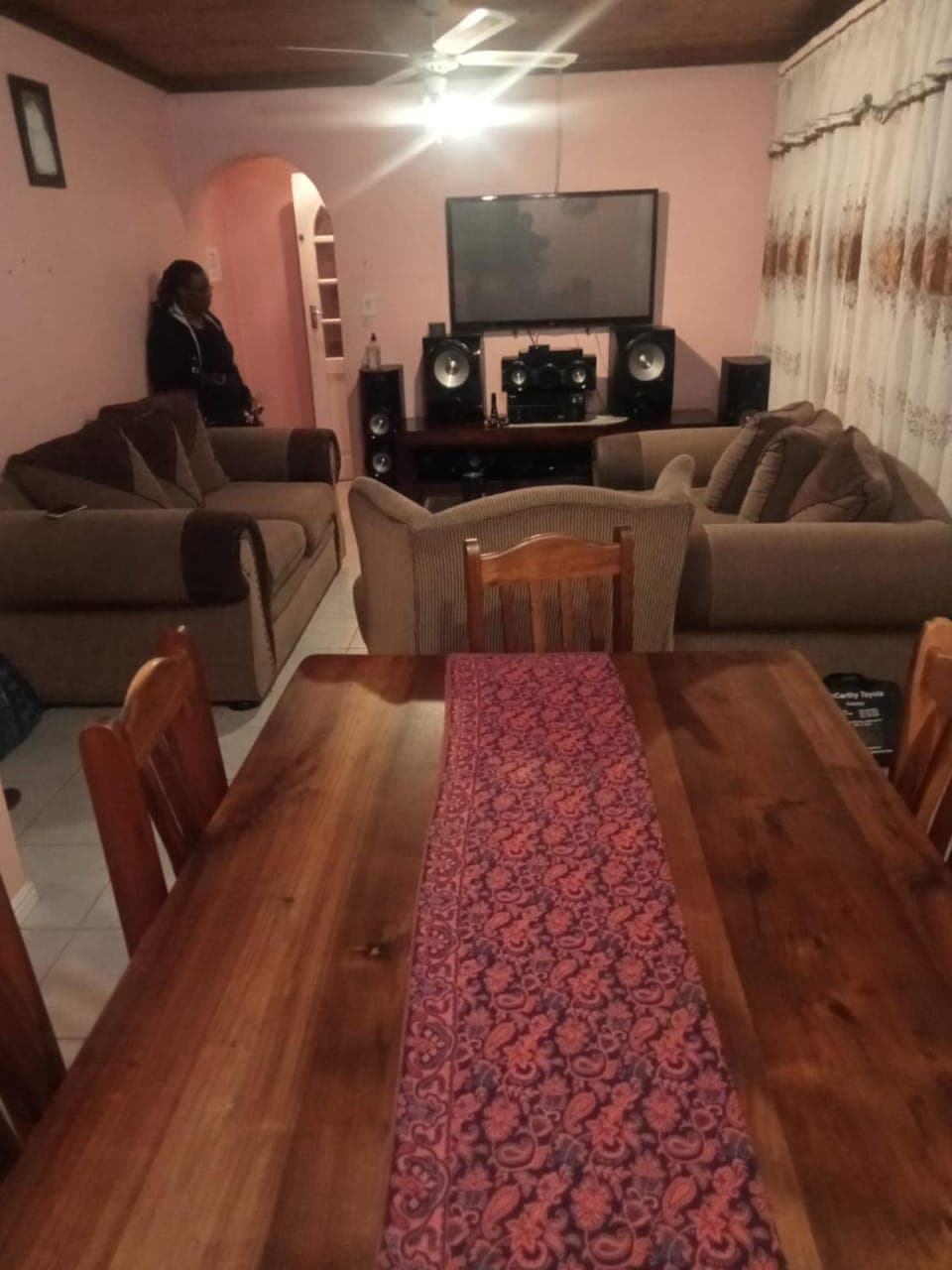 Communal lounge/ TV room