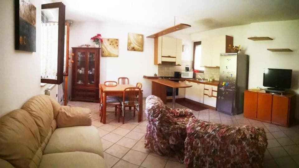 Living room, Dining area, kitchen