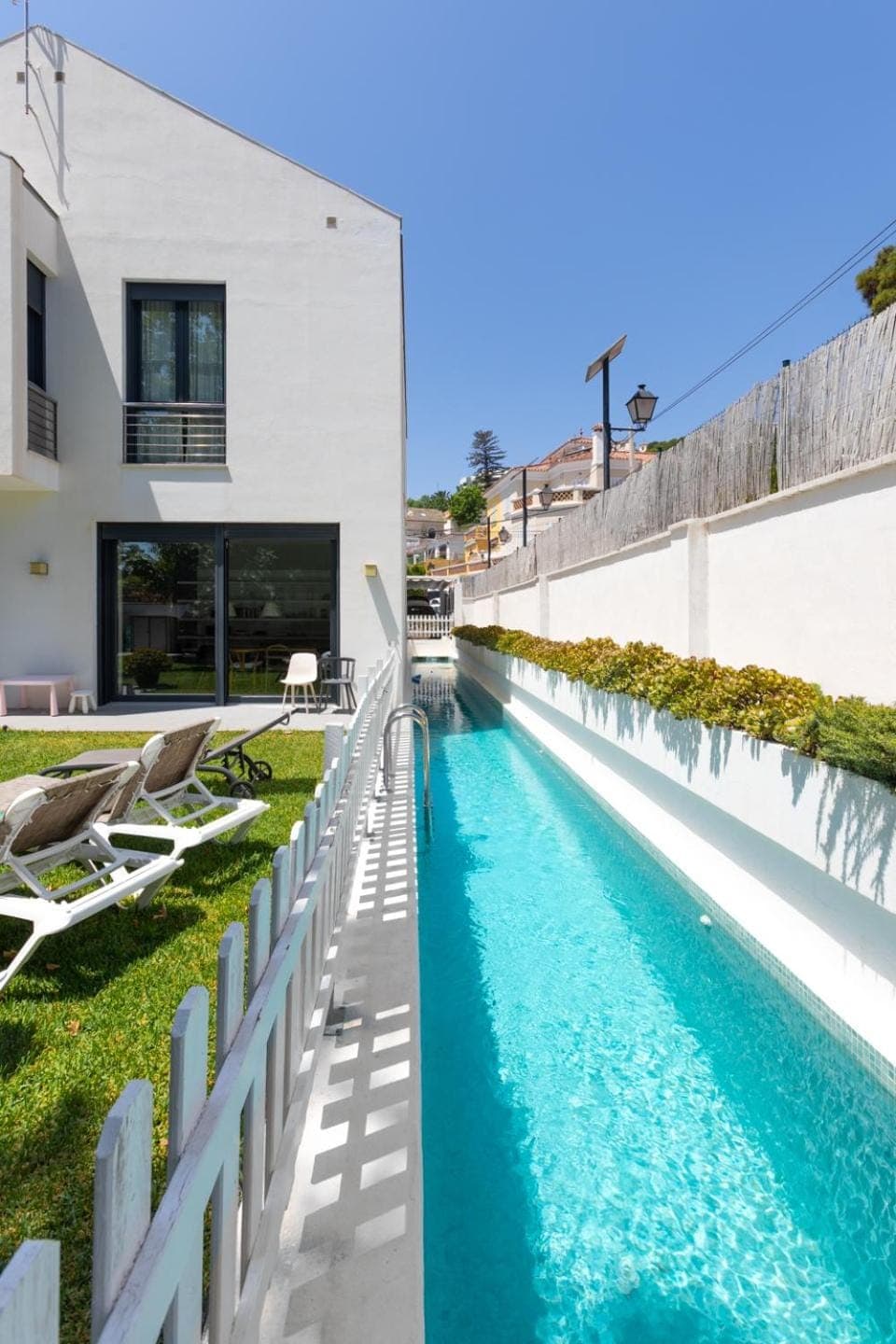 Pool view, Swimming pool, sunbed