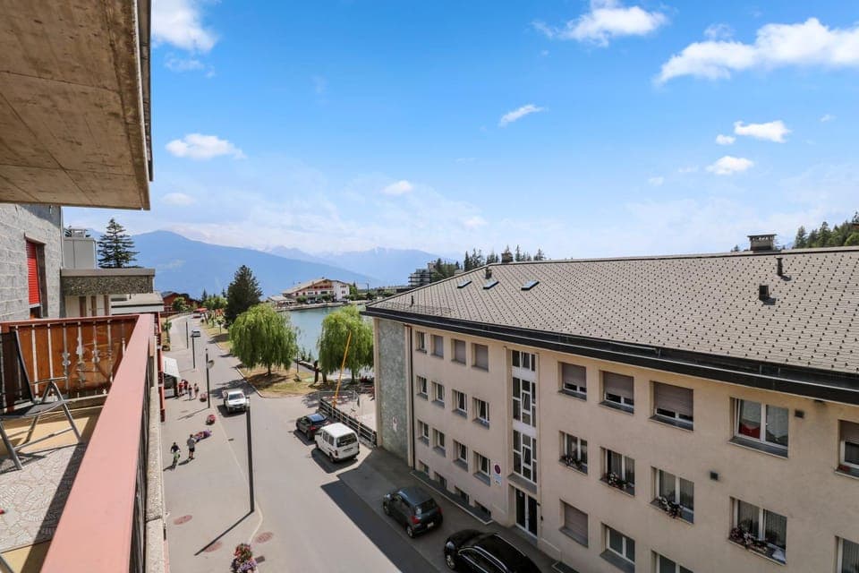 Property building, View (from property/room), Balcony/Terrace