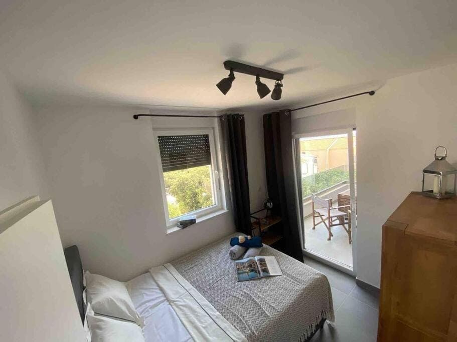 Clear Water Apartment - Sea and Sun Apartment in Novalja
