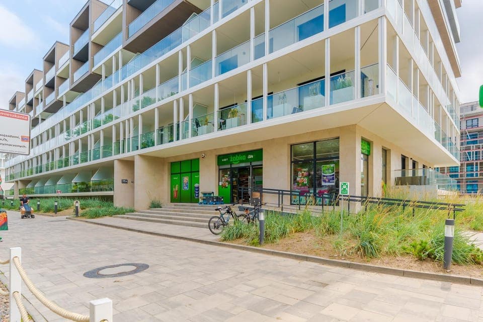 Property building, Day, Cycling