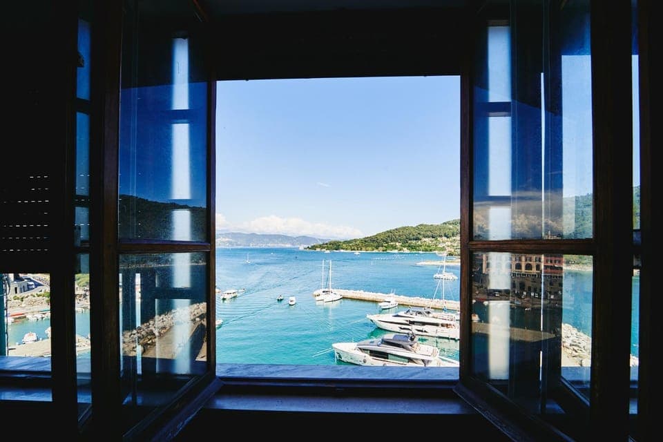 Nearby landmark, Natural landscape, Sea view