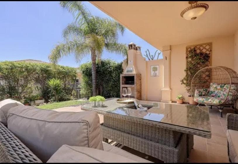 Garden, Garden, Balcony/Terrace, Seating area, Garden view