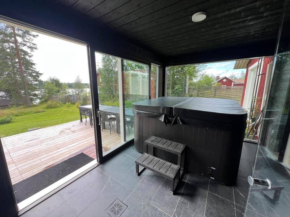 Hot Tub