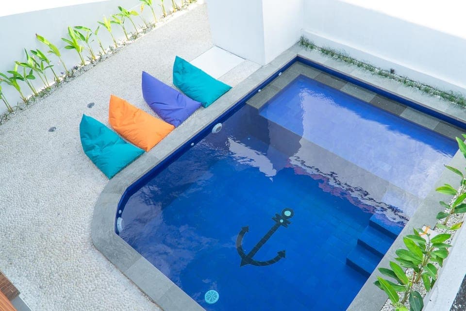 Pool view, Swimming pool, Swimming pool