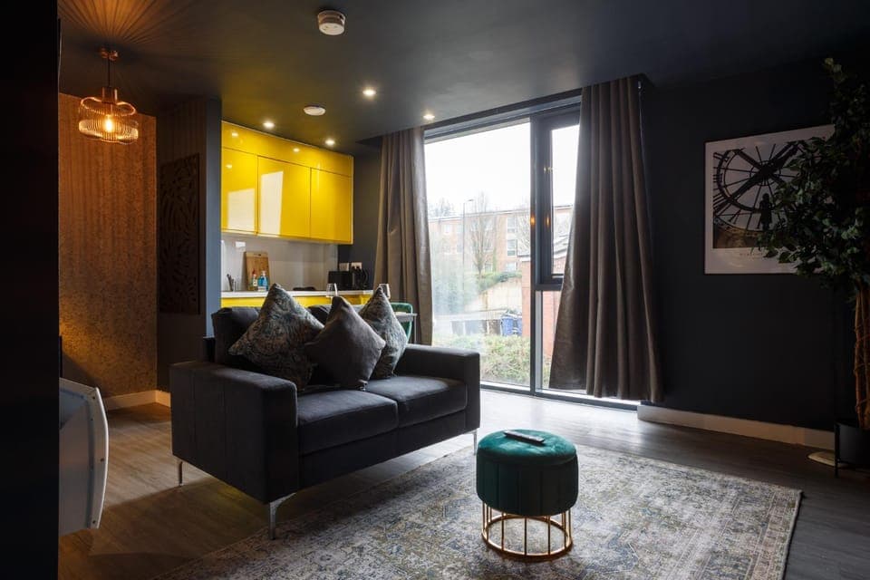 Living room, Photo of the whole room, Seating area