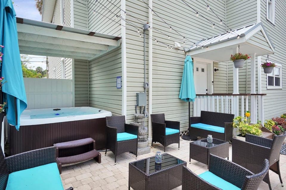 Hot Tub