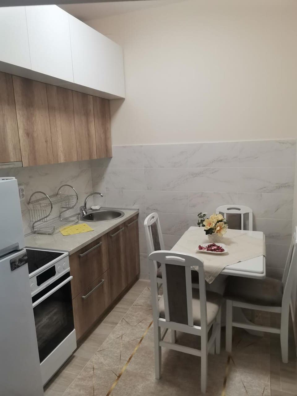 Kitchen or kitchenette, Dining area, pet friendly, stove