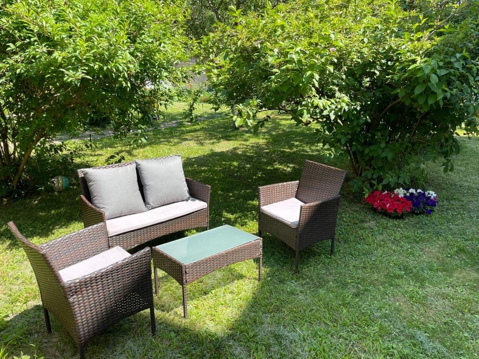 Garden, Seating area