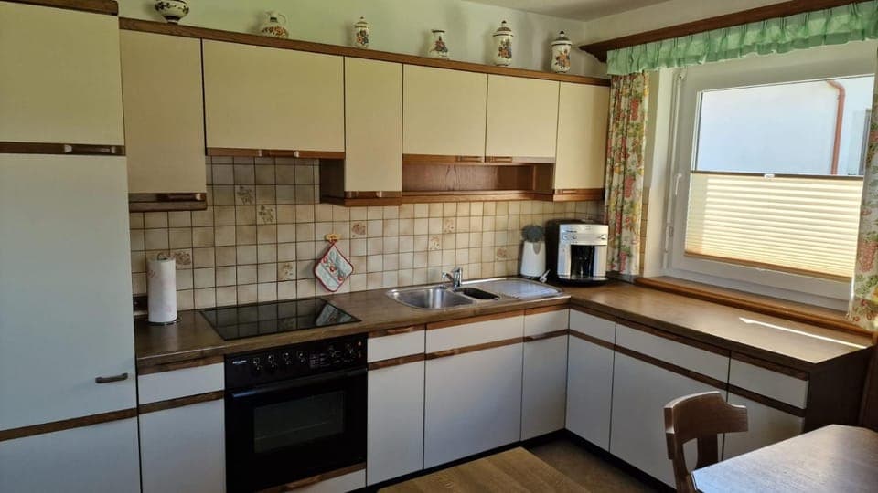 Coffee/tea facilities, Kitchen or kitchenette, dishwasher, minibar, stove, toaster