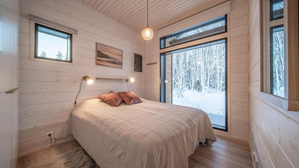 Bed, Balcony/Terrace, Photo of the whole room, Decorative detail, Bedroom, Inner courtyard view, furniture