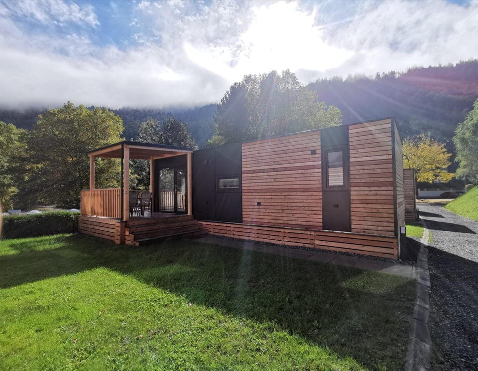 Patio, Facade/entrance, Balcony/Terrace