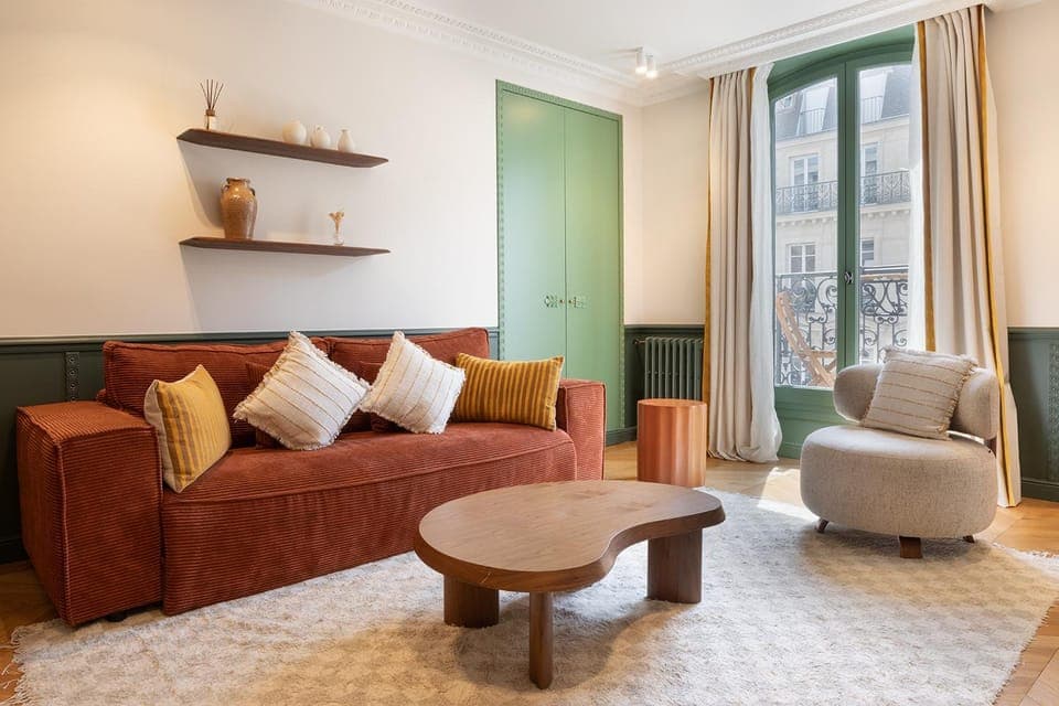 Living room, Seating area