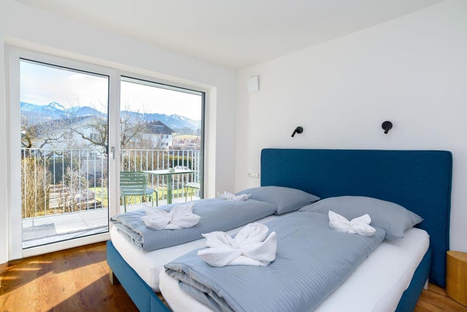 Bed, Natural landscape, Balcony/Terrace, Photo of the whole room, Bedroom, Mountain view, towels