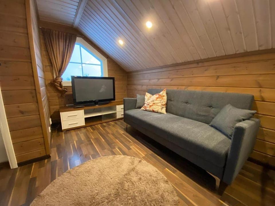 Riihipeikko Jyväskylän läheisyydessä Muuramen Riihivuoressa House in Finland