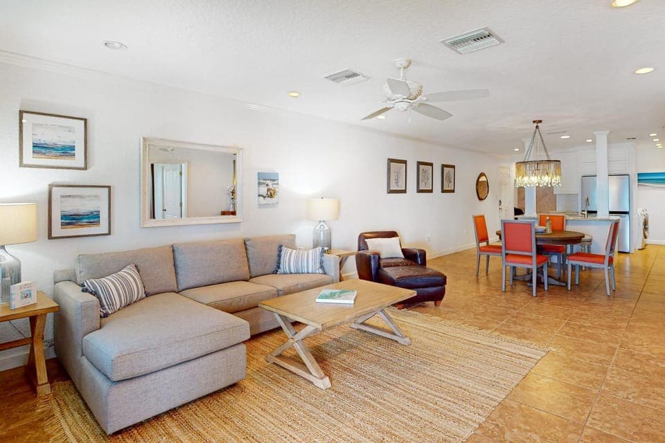 Tortugas De Mar, Unit 303B House in Belleair Beach