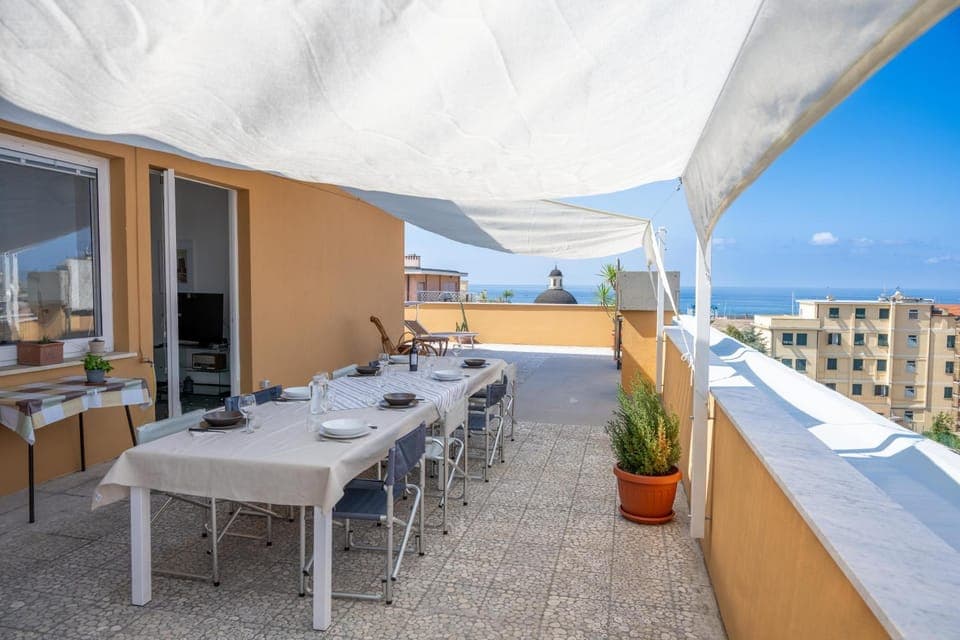 Property building, View (from property/room), Balcony/Terrace