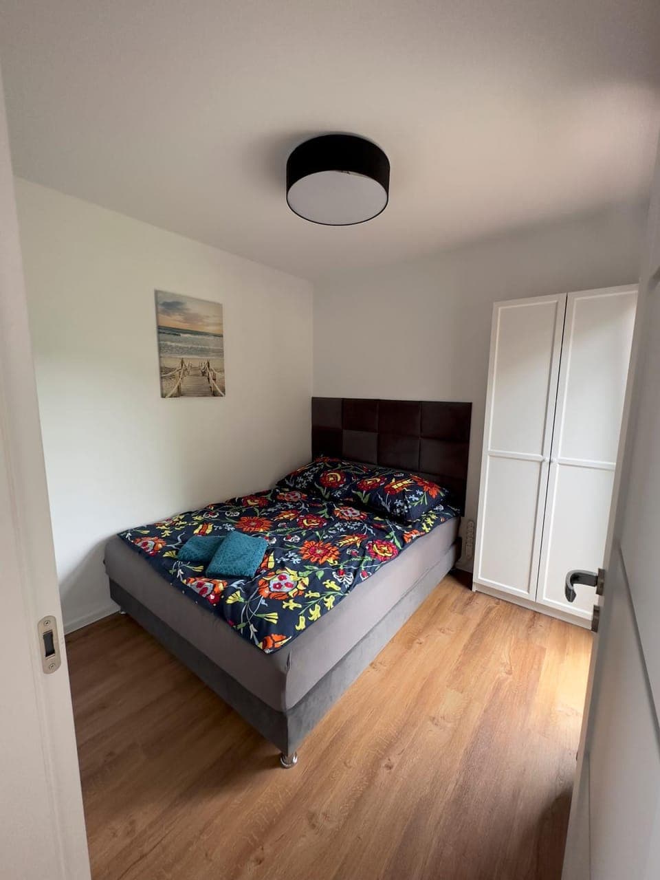 Bed, Photo of the whole room, Bedroom, wardrobe